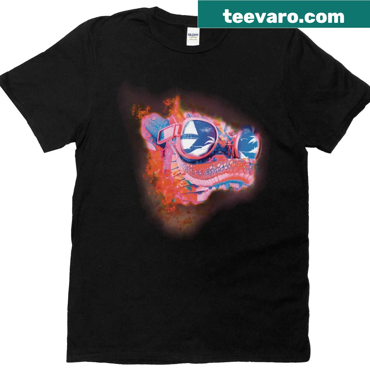 Classic T-shirt with an edgy illustration of a snake — on a men's t-shirt
