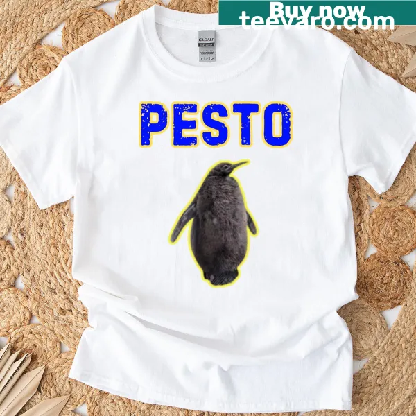 Cute penguin in chef attire holding pesto jar t-shirt