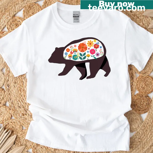 Illustration of a bear surrounded by flowers on a t-shirt