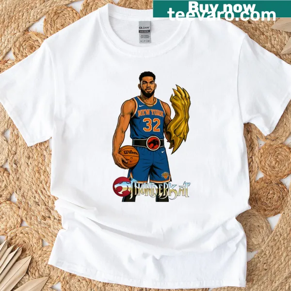 Kat Knicks t-shirt featuring bold team lettering