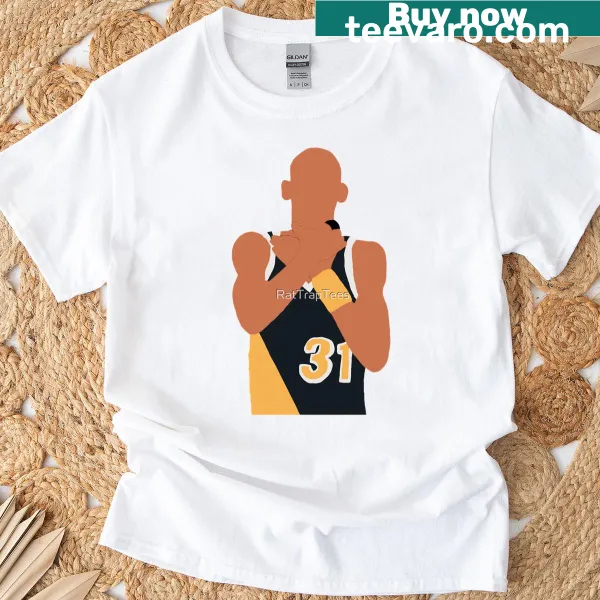 Funny T-shirt featuring Reggie Miller and a memorable basketball moment
