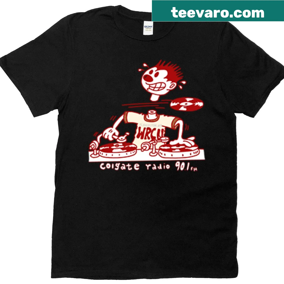 Illustration of an alligator in front of the Eiffel Tower on a t-shirt — on a men's t-shirt