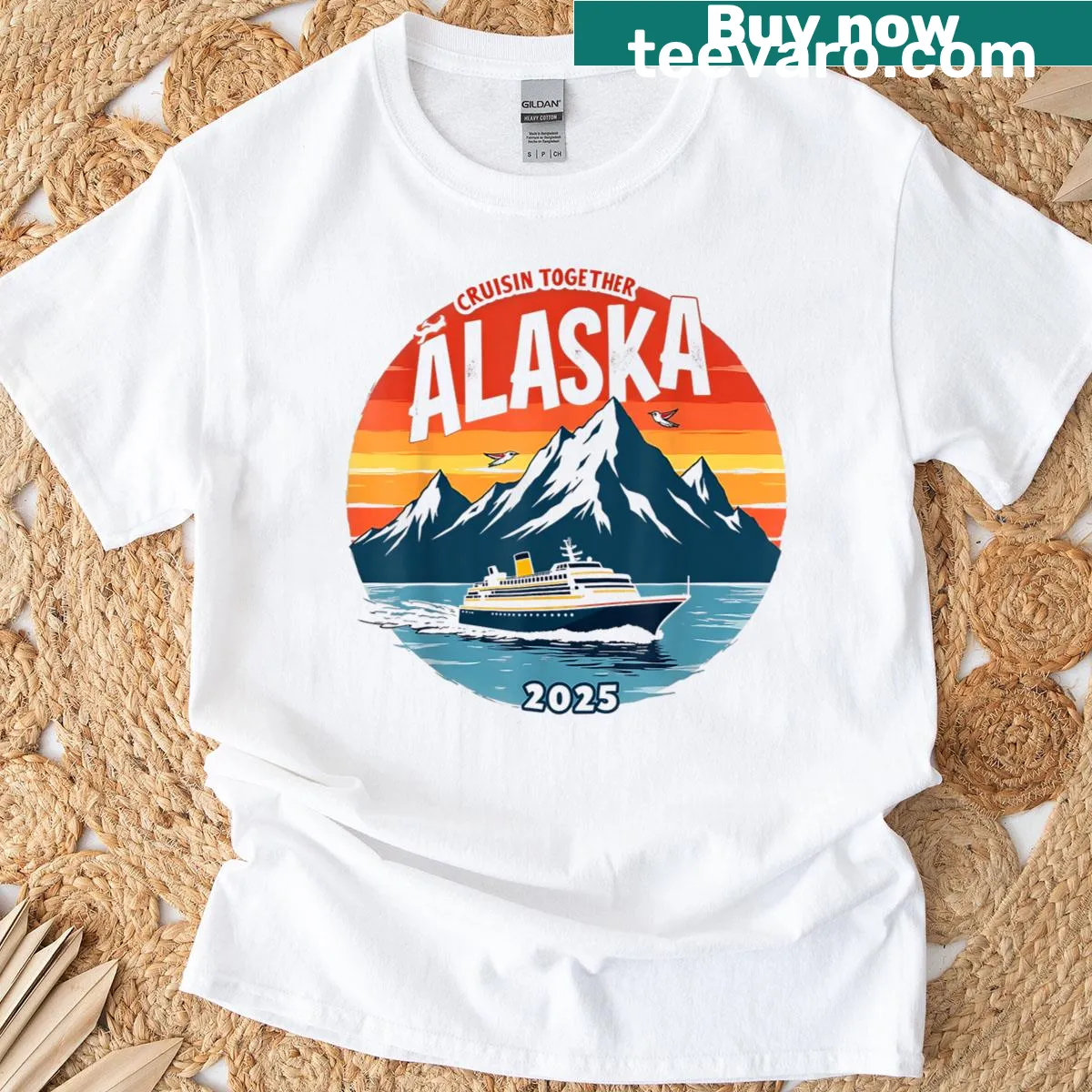 Family cruise adventure illustration on T-shirt — on a men's t-shirt
