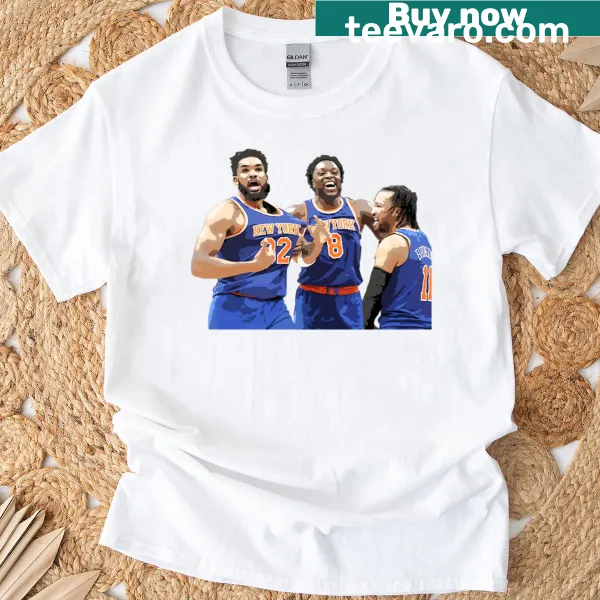T-shirt featuring the names of Jalen Brunson, Karl Anthony-Towns, and Og Anunoby.