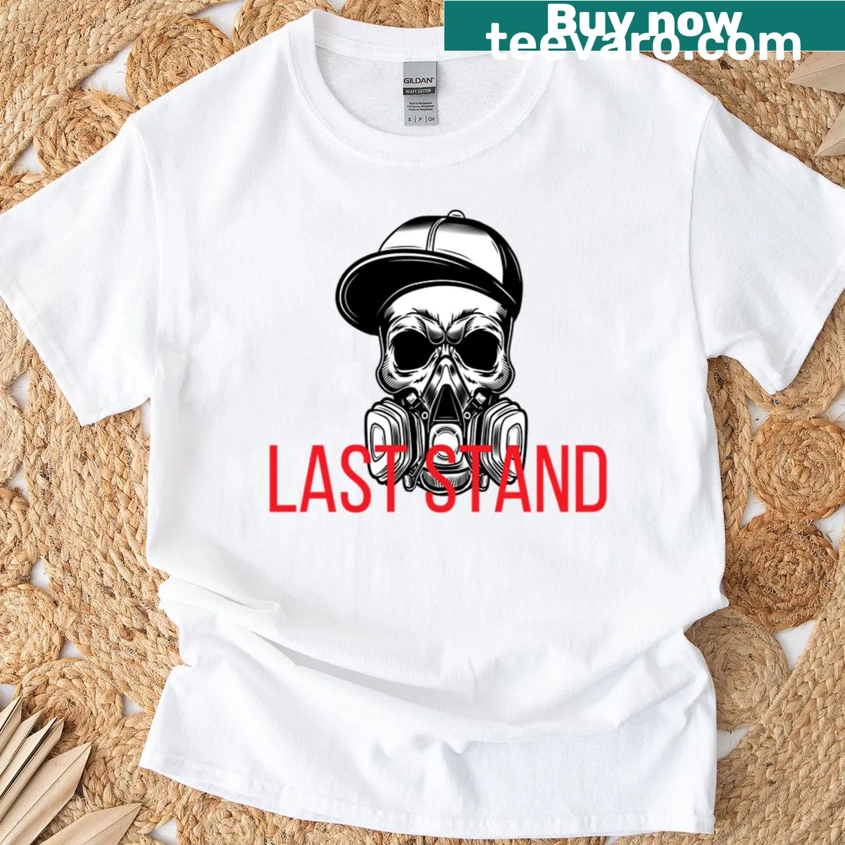 Oversized T-shirt with a skull and gas mask graphic in urban style — on a men's t-shirt