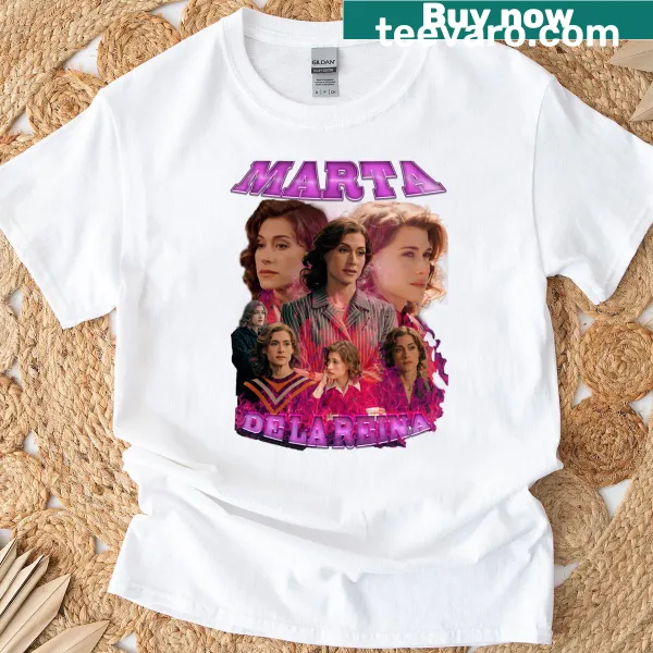 Family-themed t-shirt with heartwarming 'Marta De La Reina' design
