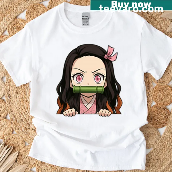 Oversized pink t-shirt with a playful graphic of a girl peeking behind.