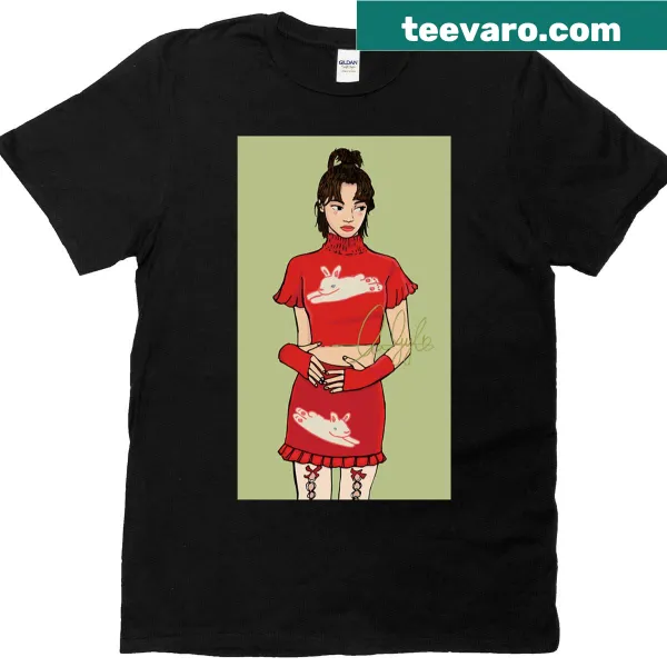Oversized T-shirt designed for women with playful graphic