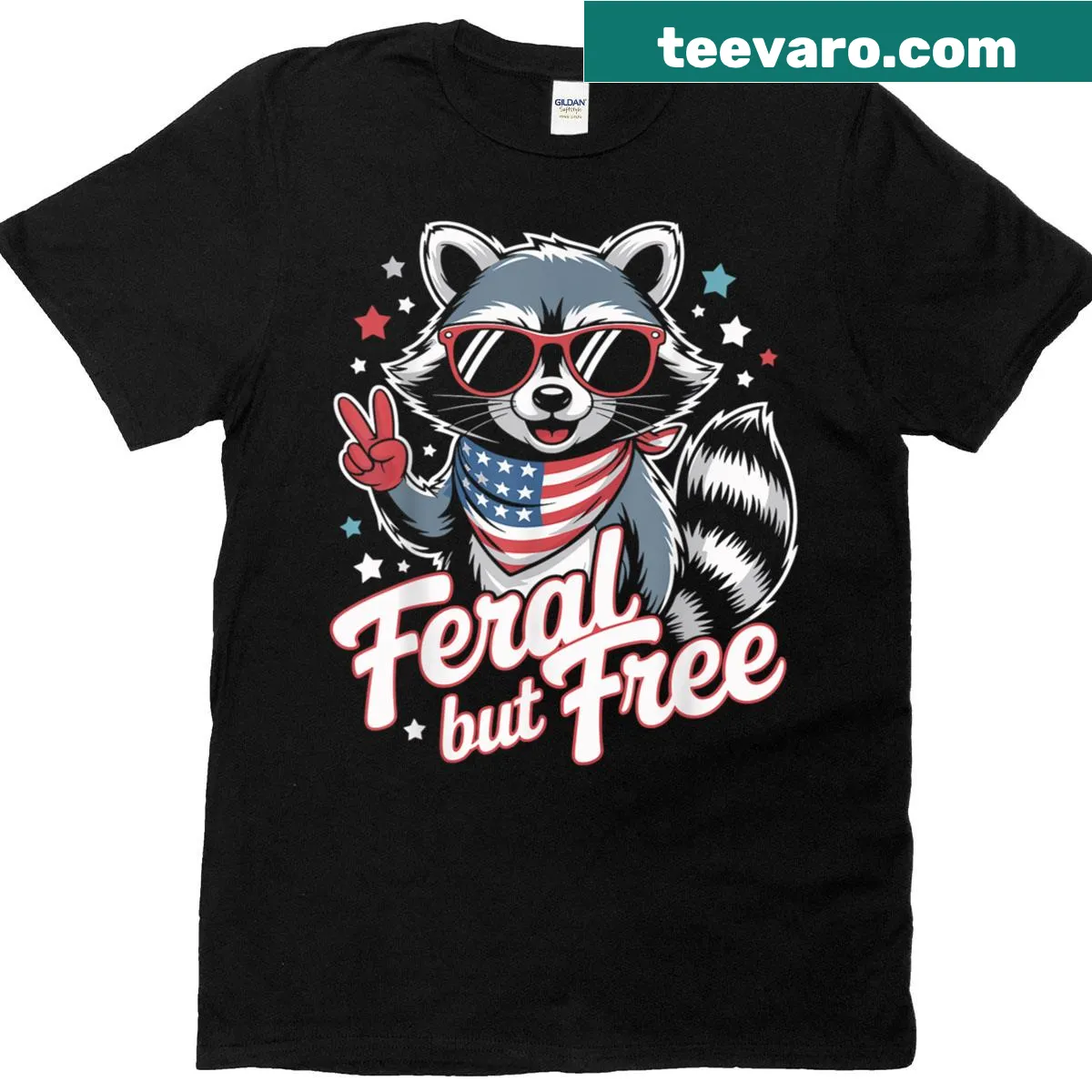 Funny cartoon raccoon celebrating freedom on a summer t-shirt. — on a men's t-shirt