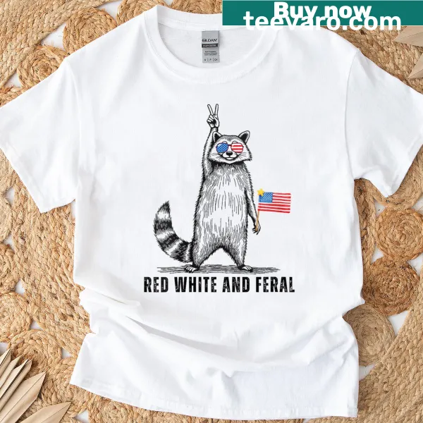 Vintage raccoon T-shirt with 4th of July theme