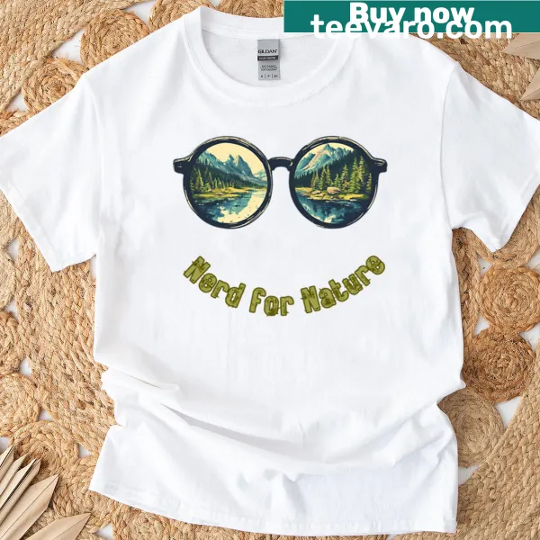 Playful T-shirt with the phrase 'Nerd For Nature' in fun typography