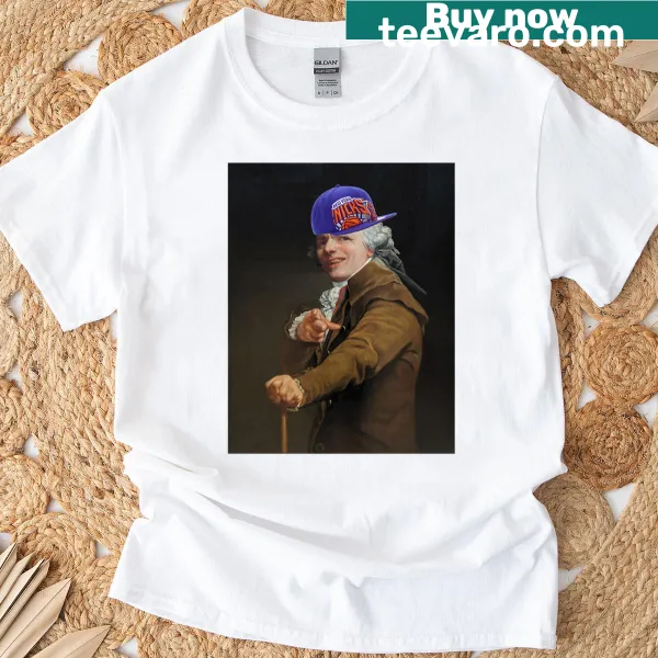 Oversized t-shirt with 'Ducreux Knicks Fan' printed in bold letters.