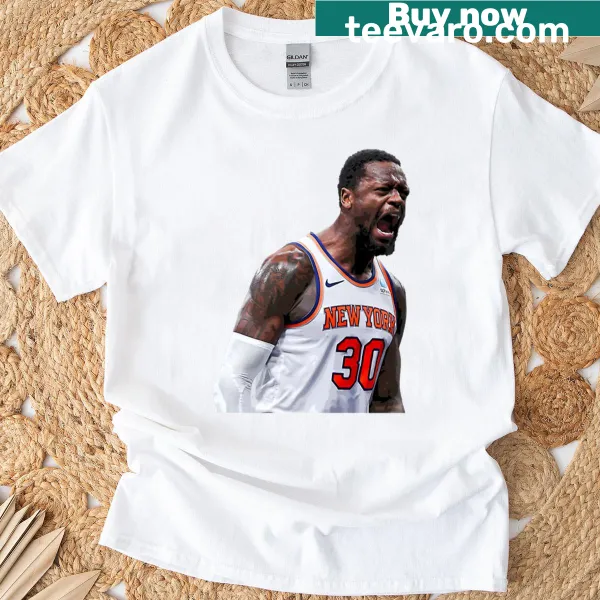 Julius Randle T-shirt featuring bold typography of his name