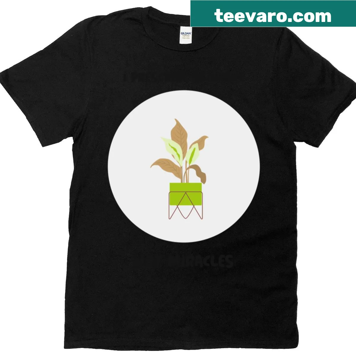 Oversized t-shirt with the message 'I Recommend SPF Not Drama' — on a men's t-shirt