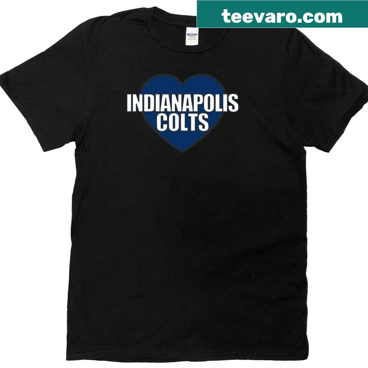Oversized Indianapolis Colts T-shirt with heart and logo — on a men's t-shirt