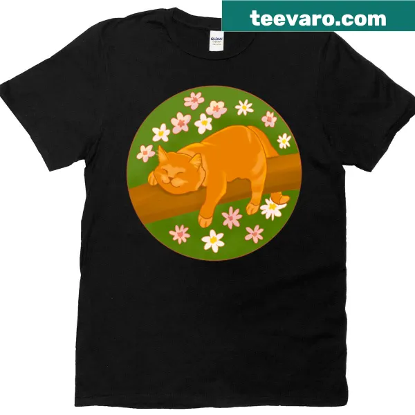 Oversized T-shirt featuring an illustrated sleepy orange cat