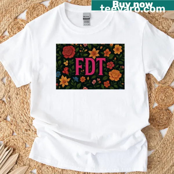 Elegant floral illustration t-shirt in noir style