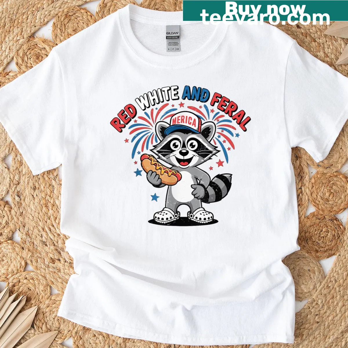 Cartoon raccoon on a 4th July themed T-shirt for toddlers — on a men's t-shirt