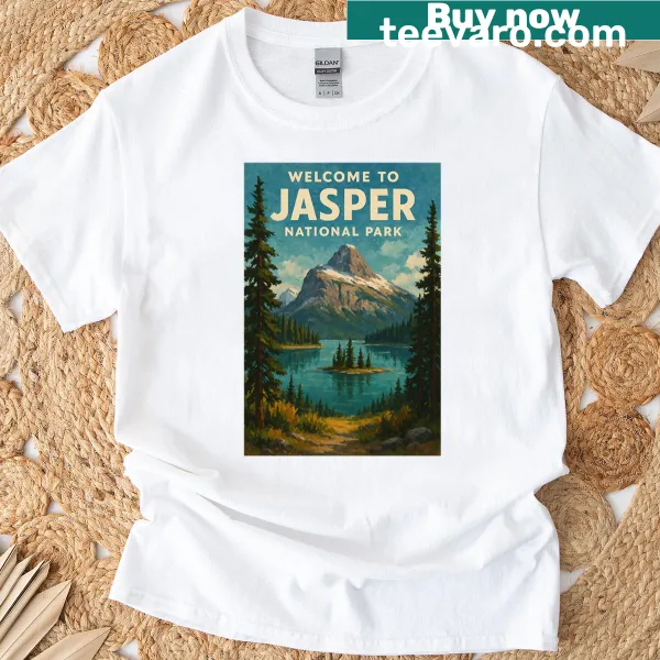 Illustration of Spirit Island on a lake in Jasper, Alberta T-shirt