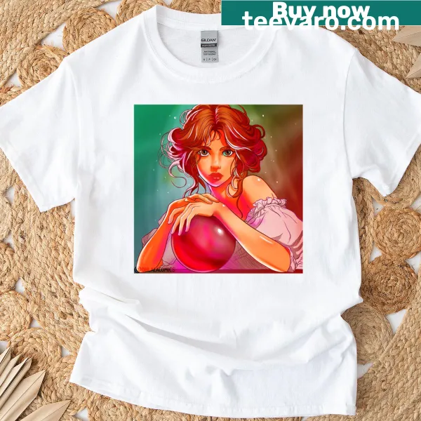 T-shirt featuring an illustration of a crystal ball, suited for fantasy lovers