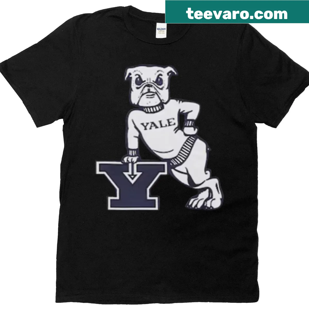 Oversized vintage T-shirt with Yale University's bulldog mascot — on a men's t-shirt
