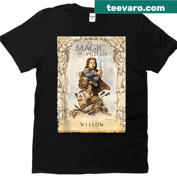 Vintage graphic T-shirt celebrating high fantasy adventure films