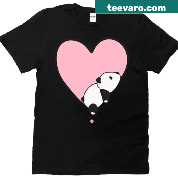 Oversized t-shirt featuring a charming bamboo heart graphic