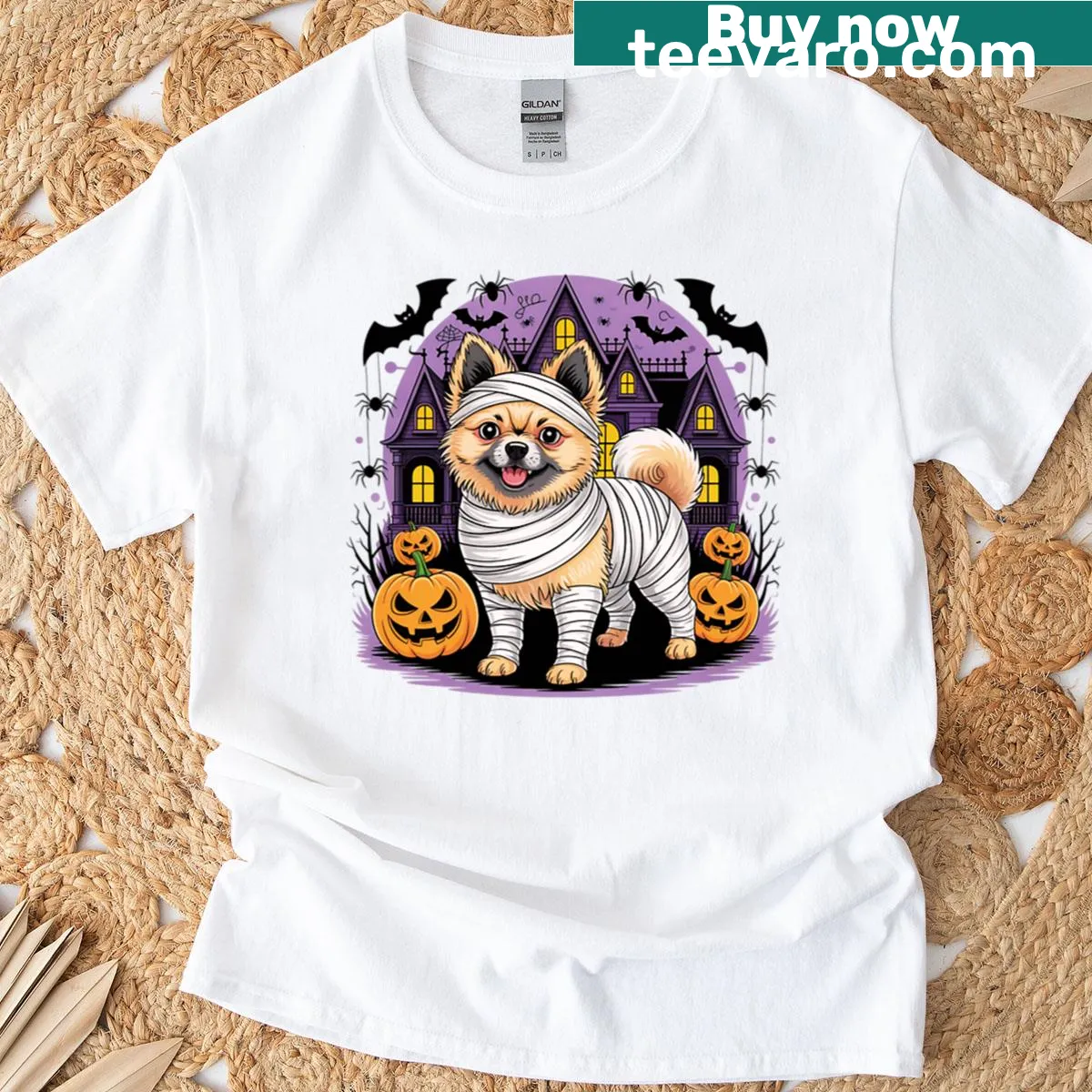 Cartoon Pomeranian in a mummy costume for Halloween — on a men's t-shirt