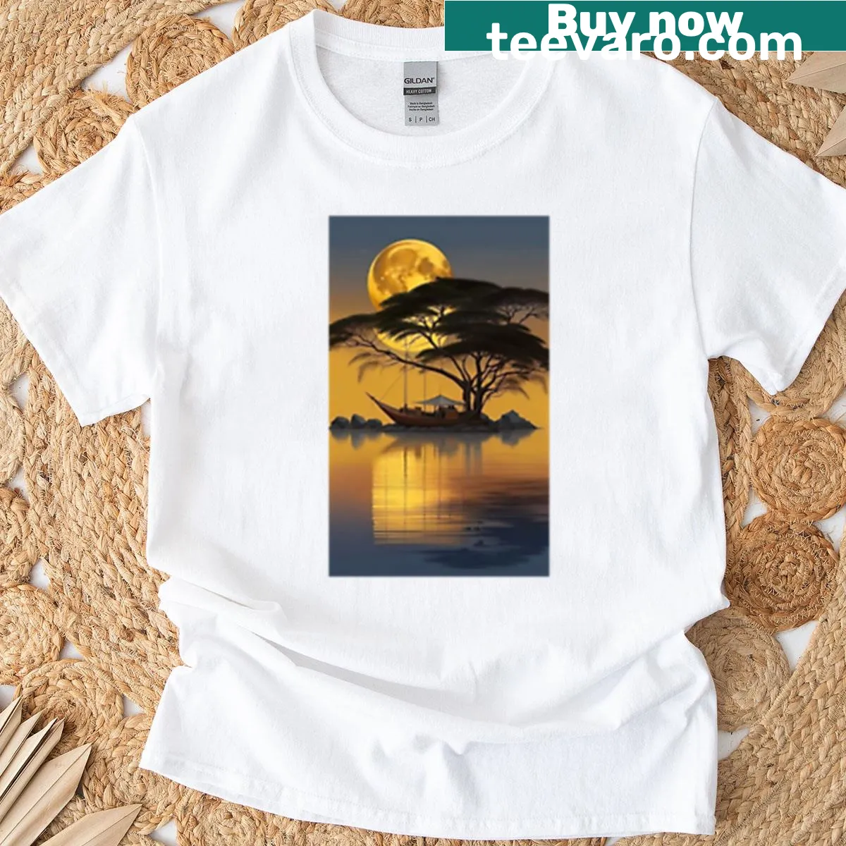 Artistic depiction of Oriental beauty on a T-shirt — on a men's t-shirt