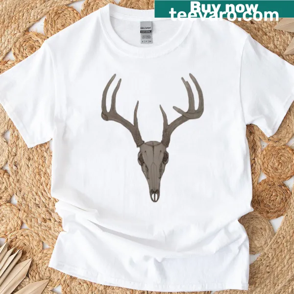 Oversized T-shirt with a detailed buckskull graphic