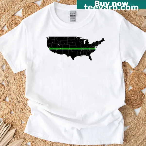 Silhouette T-shirt of the United States with a green line design.