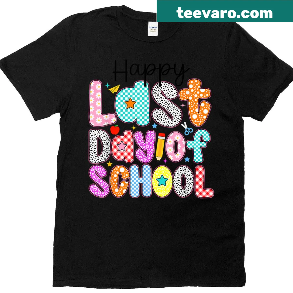 Cheerful last day of school design for teachers and students — on a men's t-shirt