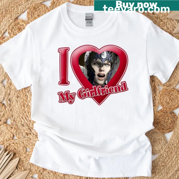 Oversized tee with playful text expressing love for Aylin from Baldur's Gate 3