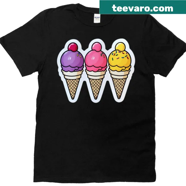 Oversized t-shirt with illustration of ice cream in a sugar cone