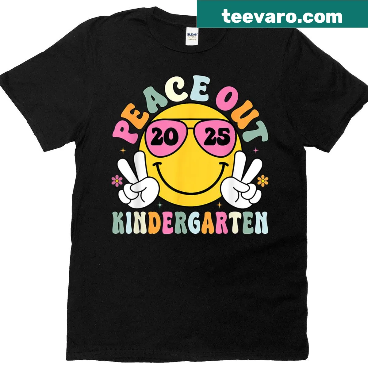 Retro t-shirt for kindergarten graduation 2025 with fun design — on a men's t-shirt