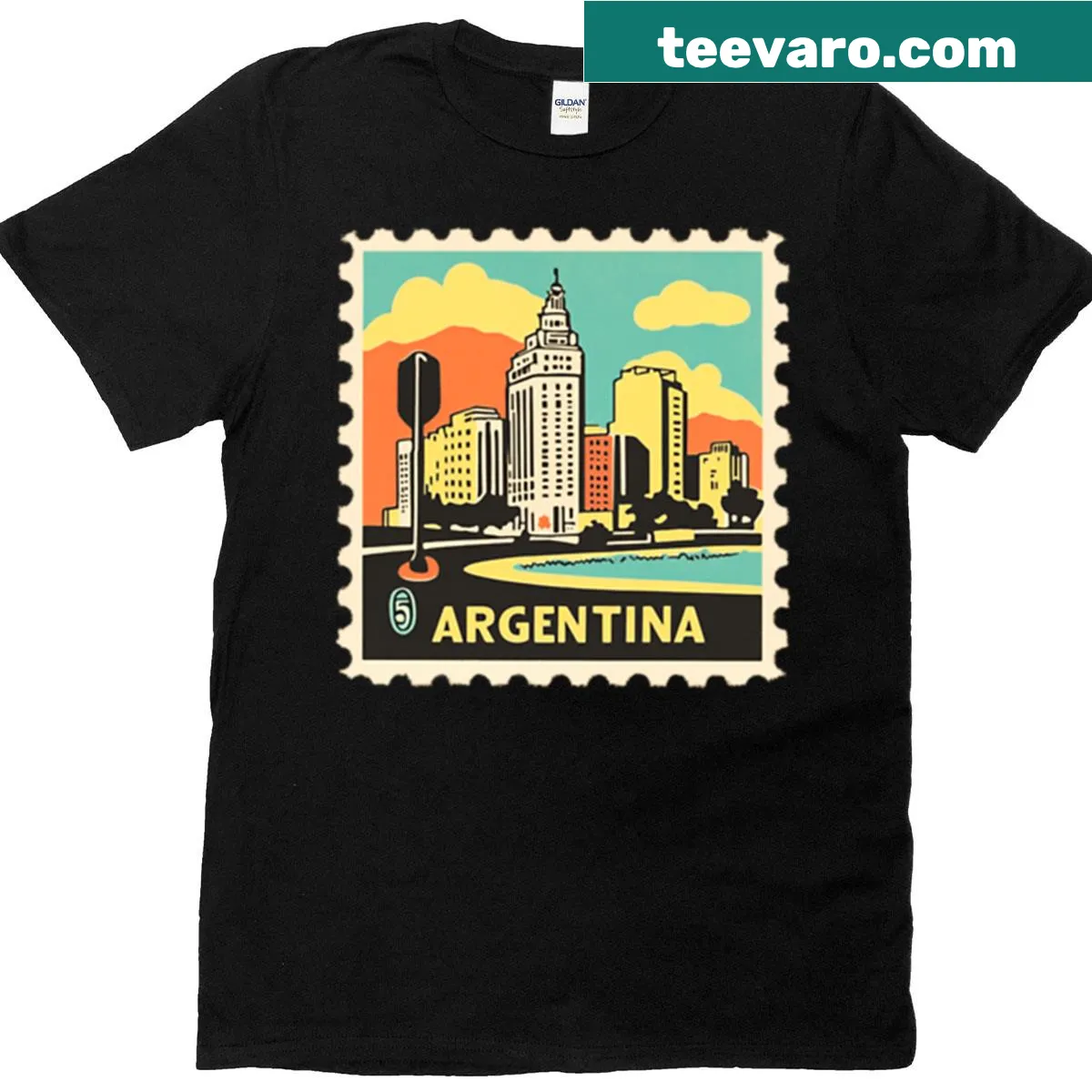 Oversized t-shirt with retro stamp of Argentina's skyline — on a men's t-shirt