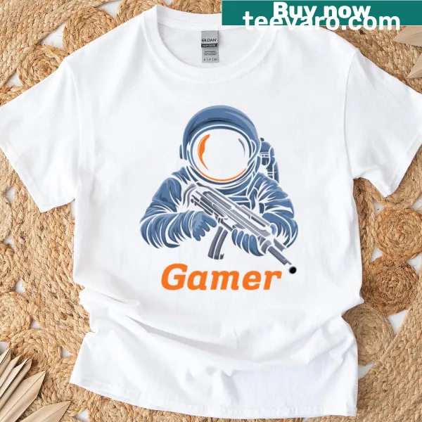 Simple T-shirt with a playful gaming-themed graphic.