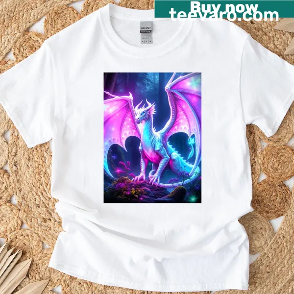Oversized T-shirt with a luminescent guardian illustration