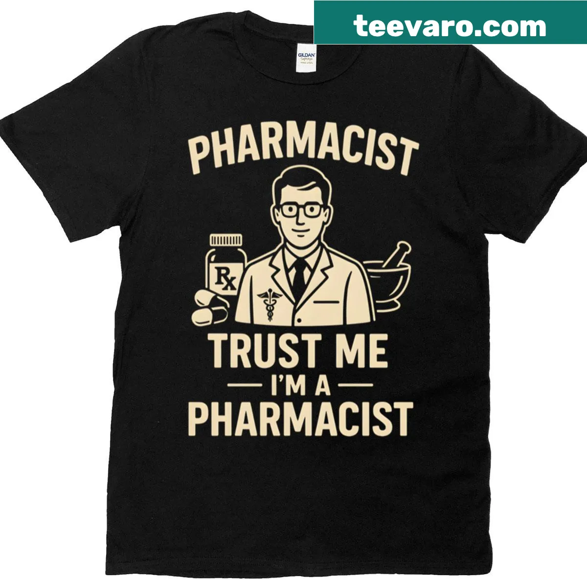 T-shirt with the phrase Trust Me I'm A Pharmacist — on a men's t-shirt