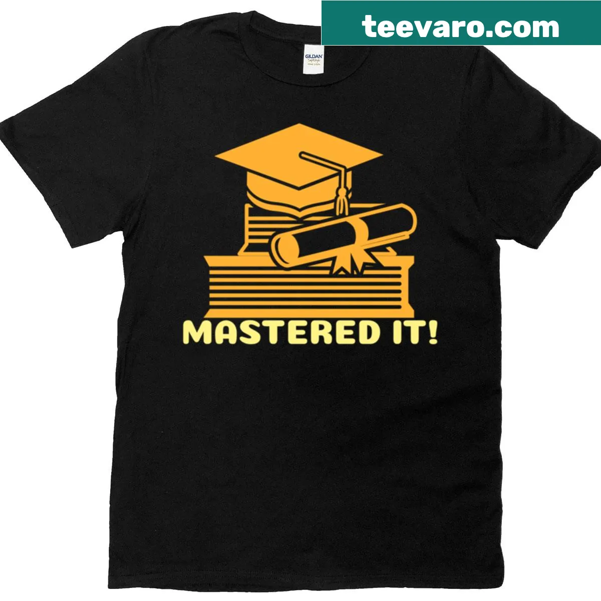 Oversized graduation T-shirt with bold 'Mastered It' text — on a men's t-shirt