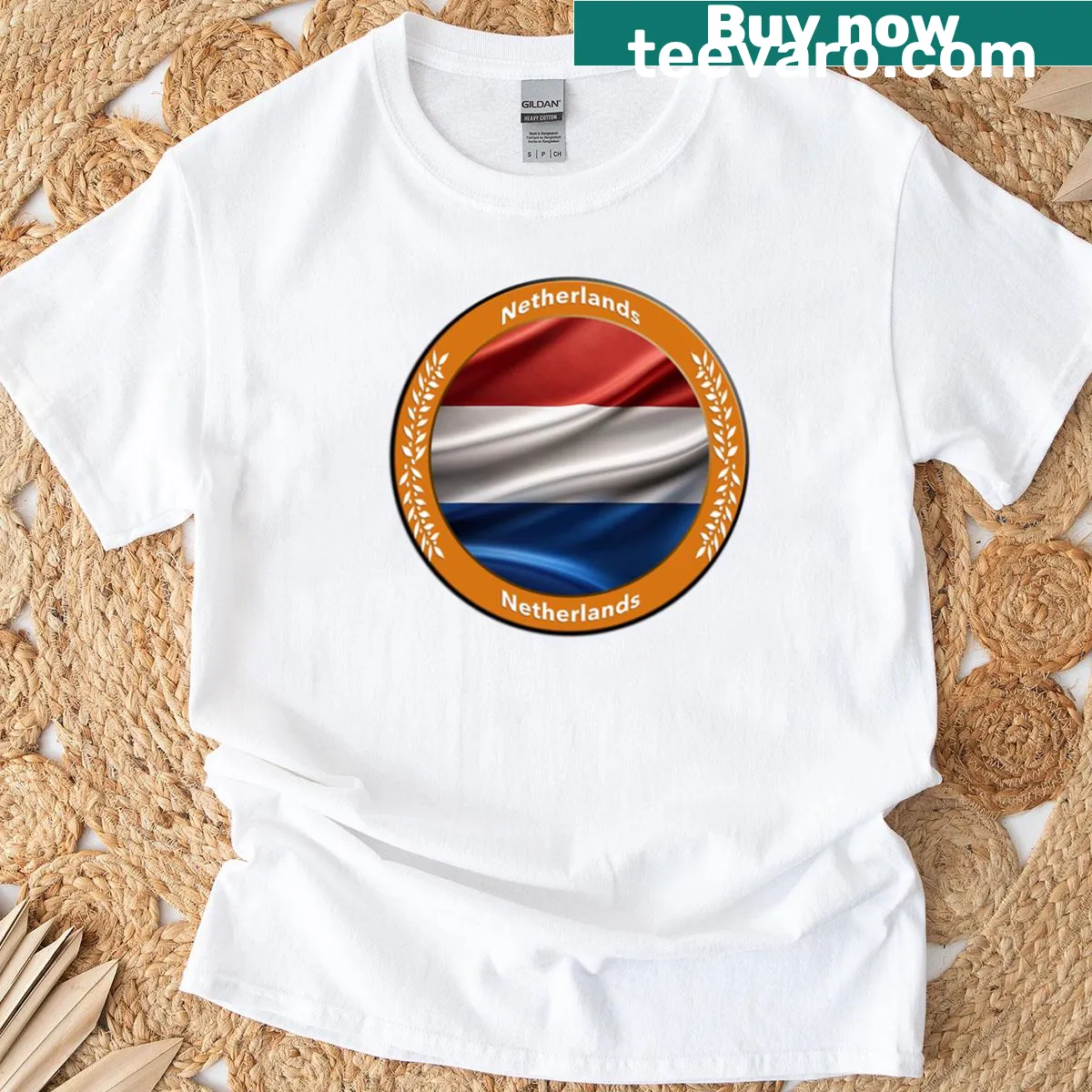 Illustration of the Netherlands on an oversized T-shirt — on a men's t-shirt
