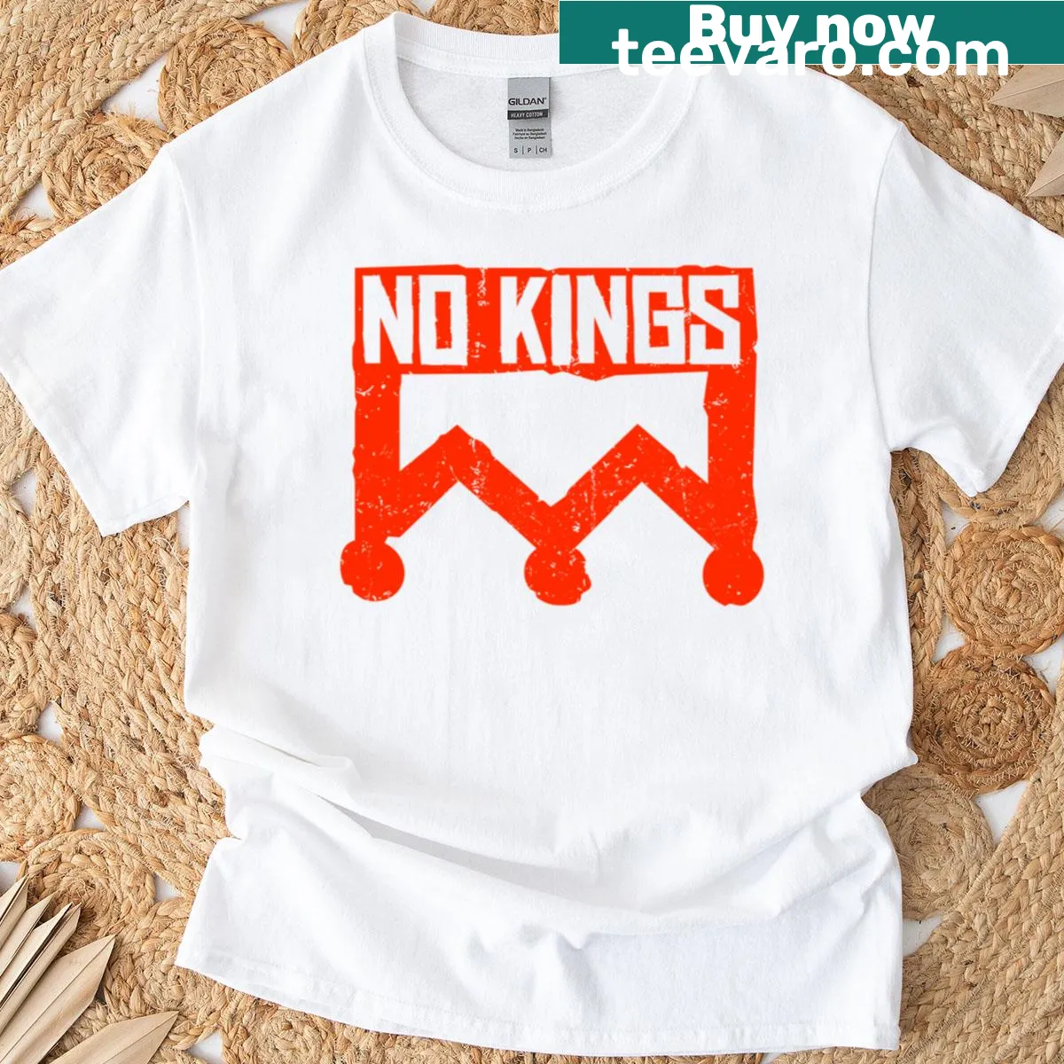 Grunge t-shirt with 'No Kings' graphic and crown design — on a men's t-shirt