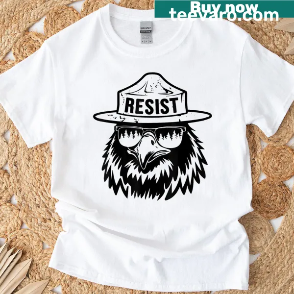 T-shirt with birds and bear graphics symbolizing wildlife protection.