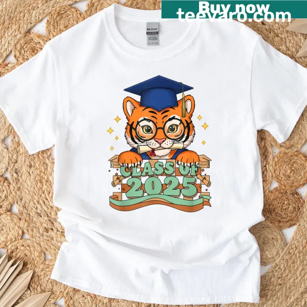 Graduation t-shirt featuring a tiger with a graduation cap