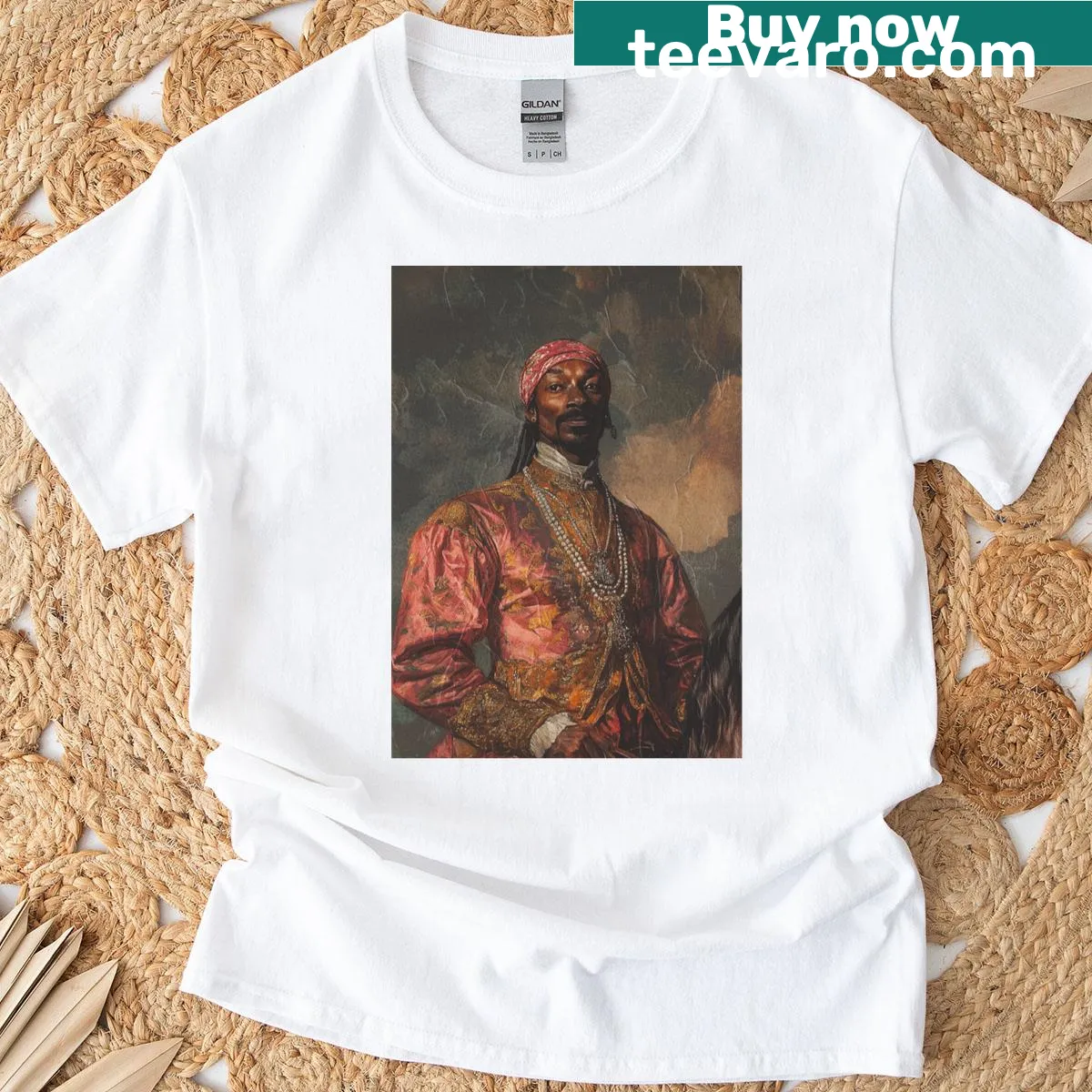 Portrait of a rap legend on a stylish T-shirt — on a men's t-shirt