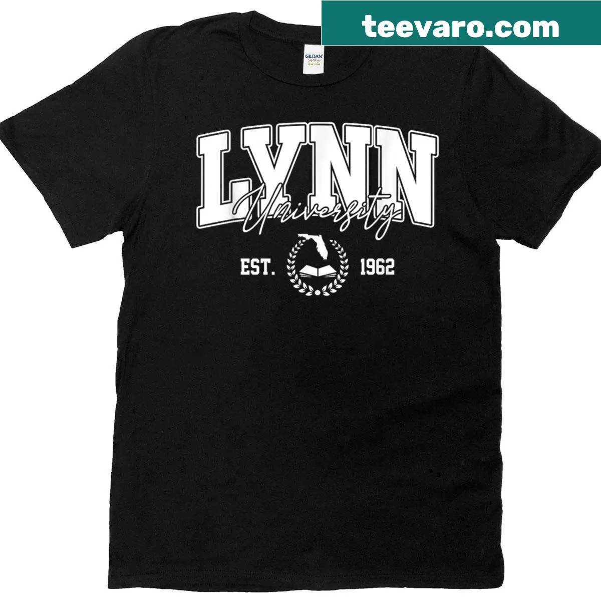 Retro university design t-shirt for students and alumni — on a men's t-shirt