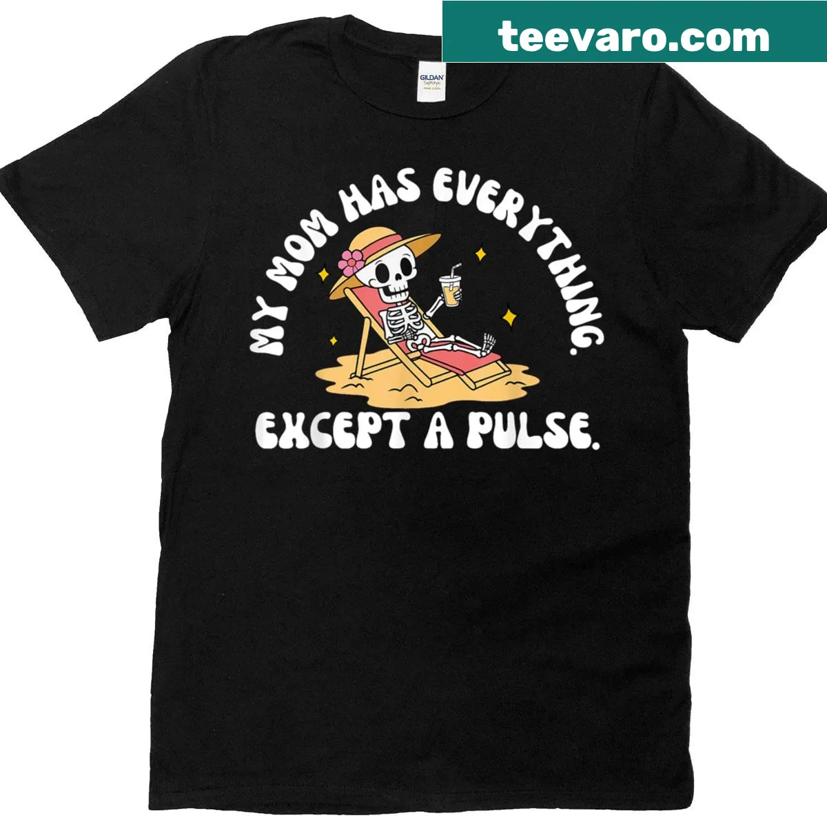 Sarcastic T-shirt for moms with humorous text — on a men's t-shirt