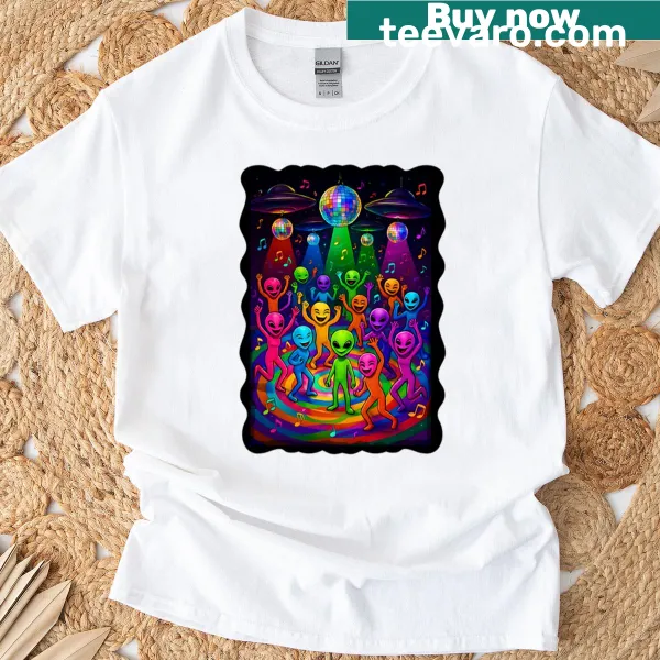 T-shirt with a cartoon of aliens dancing at a UFO disco