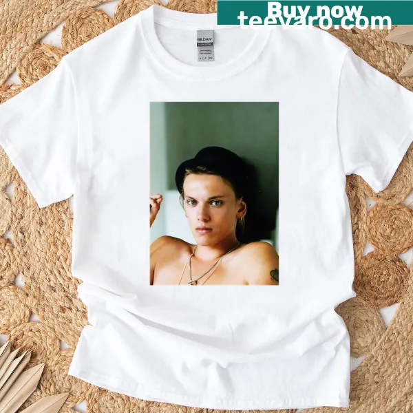 Oversized T-shirt featuring Jamie Campbell Bower graphic