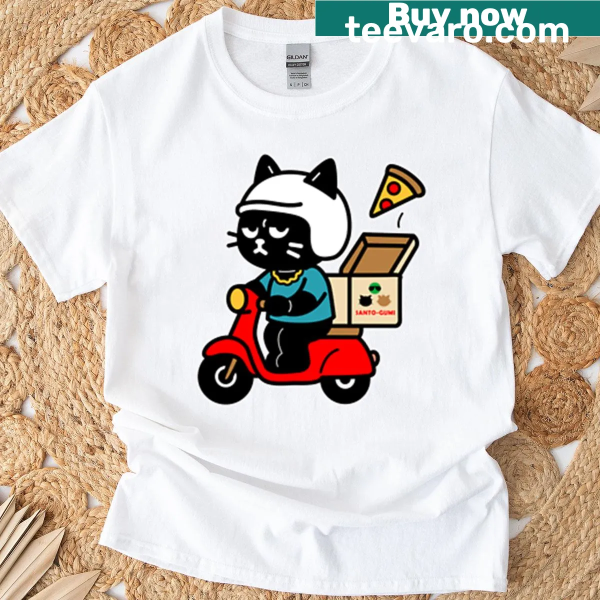 Minimalist Santo-gumi t-shirt with a unique silhouette — on a men's t-shirt
